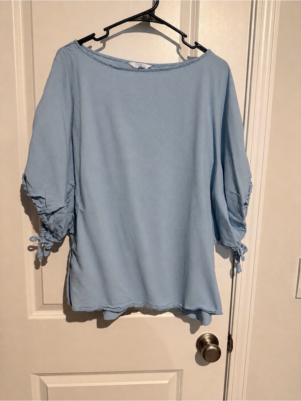 Time and Tru Light Blue Tie-Sleeve Boatneck Tunic